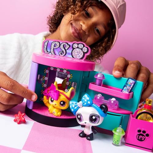 Littlest Pet Shop Sweet and Style 4-in-1 Gift Box - Pack of 3 Animals, 15 Accessories, 1 Card, 1 Code Roblox - Mini Collectible Animal Figurines - Children's Toy 4 Years and Above - BF00722 - 6