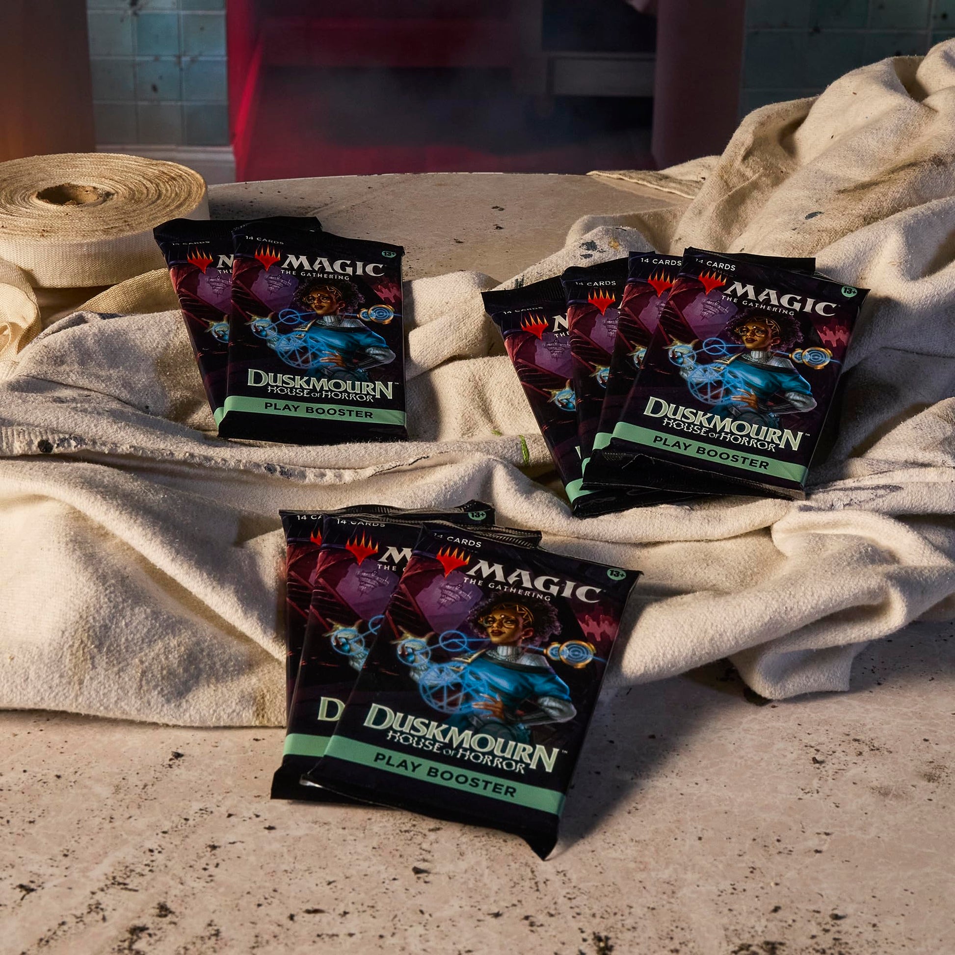 Magic: The Gathering Duskmourn: House of Horror Bundle - 5
